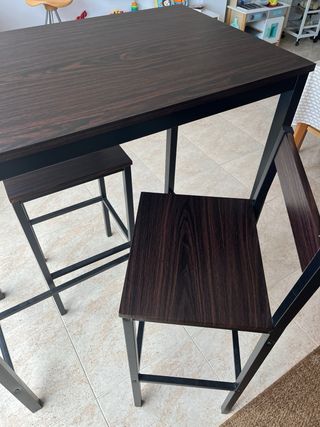 Mesa alta + 2 taburetes - negra