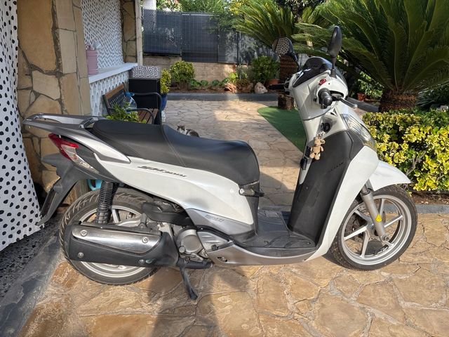 Scooter Honda SH 300Blanco