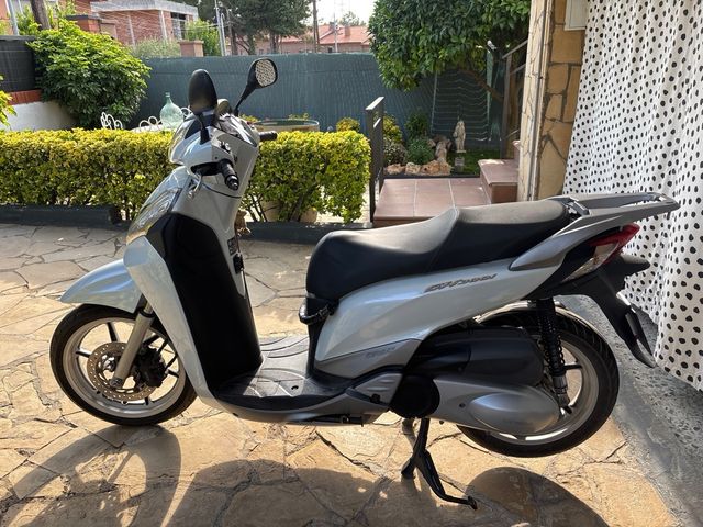 Scooter Honda SH 300Blanco