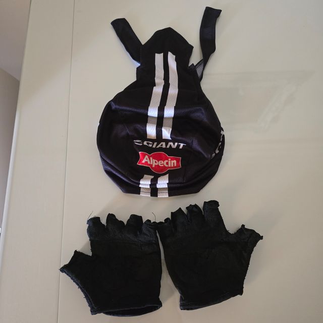 Guantes ciclismo Giant Alpecin pañuelos