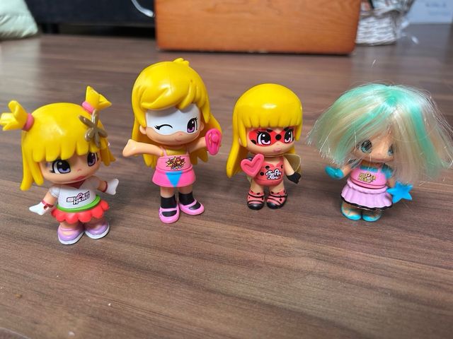 4 Pinypon Super Hero + cabeza contenedor