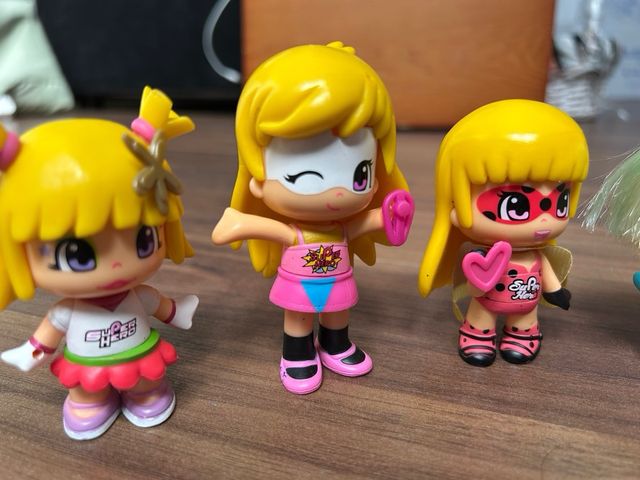 4 Pinypon Super Hero + cabeza contenedor