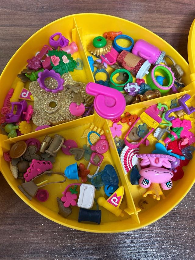 4 Pinypon Super Hero + cabeza contenedor