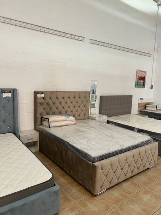 Cama matrimonio Tapizada - Colchon 135x190 