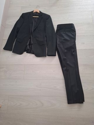 Traje negro hombre