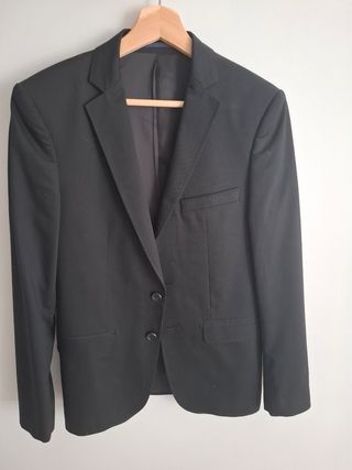 Traje negro hombre