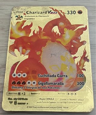 Charizard VMAX - Carta Pokémon