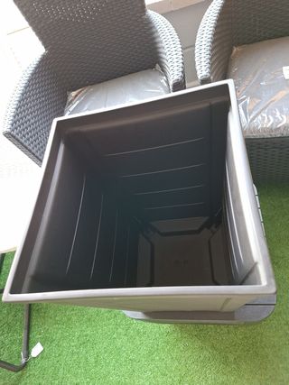 Macetero Keter Taper - Gris