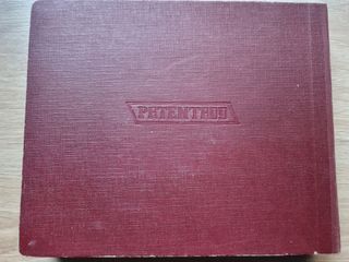 Álbum con 12 vinilos Singles 45 RPM. Años 50