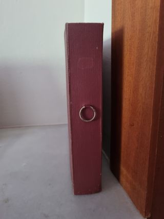 Álbum con 12 vinilos Singles 45 RPM. Años 50