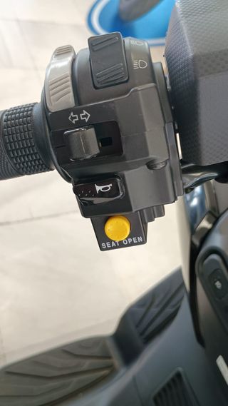 SYM Joymax 300i ABS - Scooter