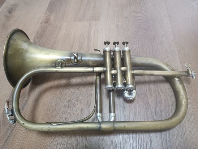 Fliscorno F. Besson antiguo