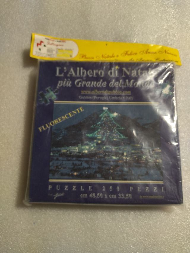 Puzzle Albero Natale Gubbio 250 pz