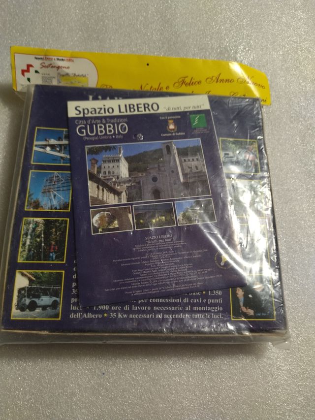 Puzzle Albero Natale Gubbio 250 pz