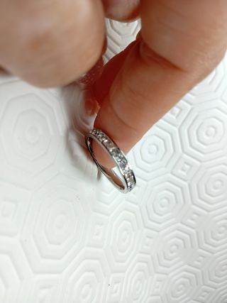 Anello Veretta color Argento con Zirconi