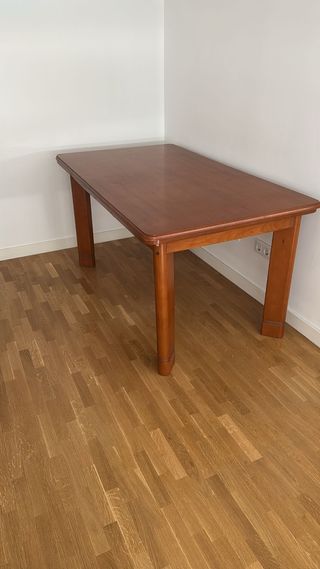 Mesa comedor madera marrón
