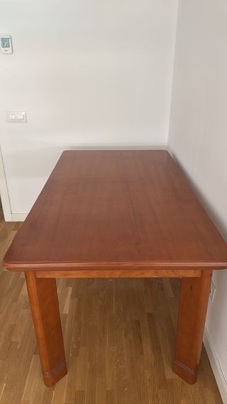 Mesa comedor madera marrón