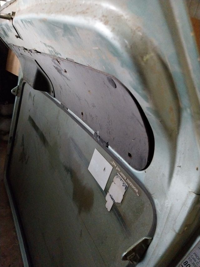 Portón trasero Ford Fiesta MK1