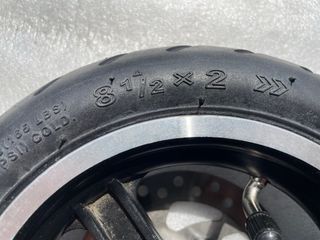 Rueda patinete 8.5" de eje central