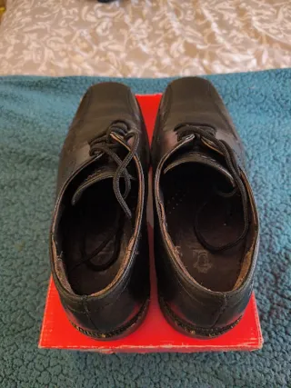 Zapatos negros hombre