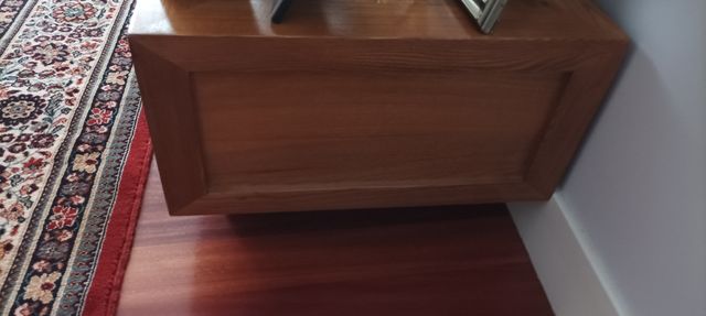 Mesas TV madera maciza Y OTRA MESA