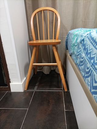 Silla madera infantil