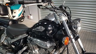 SUZUKI INTRUDER 250cc