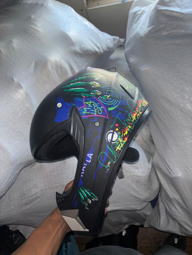 Casco de moto 