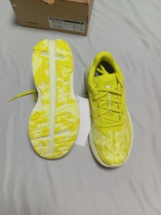 Zapatillas Salomon Aero Glide 2 amarillas