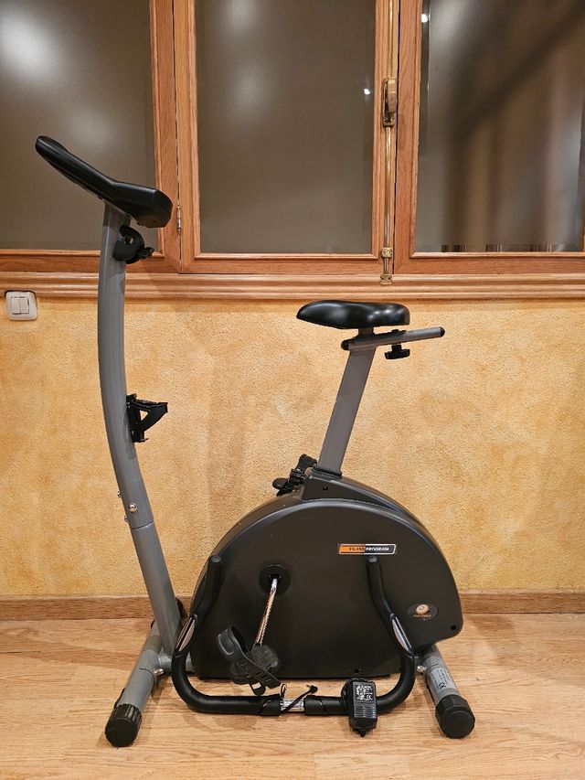 Bicicleta estática Fitness