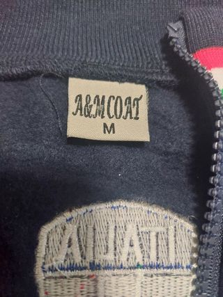 Chaqueta Italia Talla M
Afelpada por dentro 