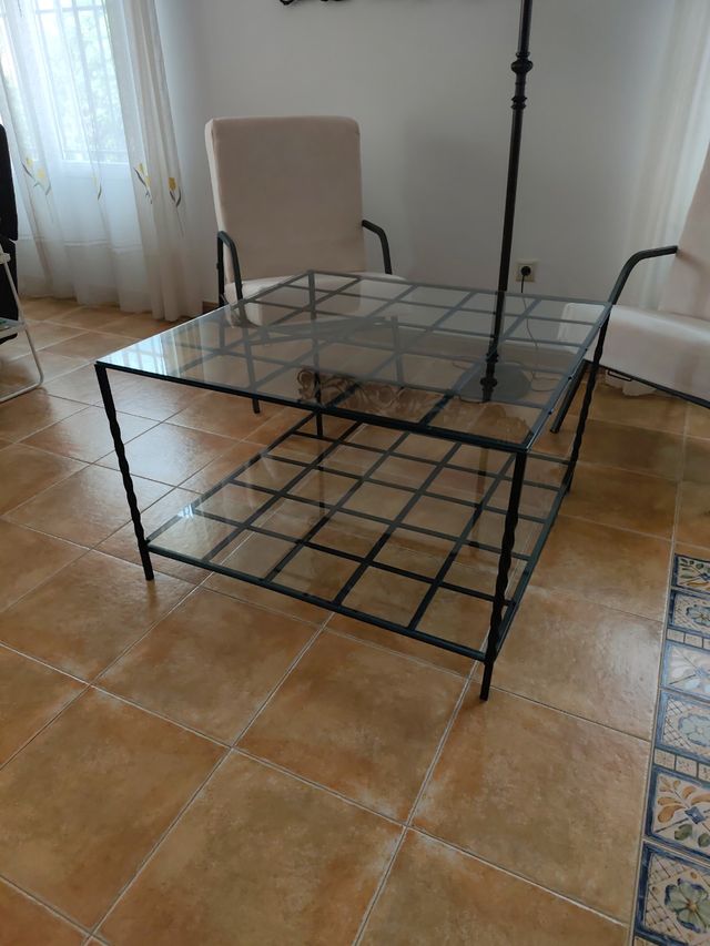 Mesa centro artesanal metal y cristal