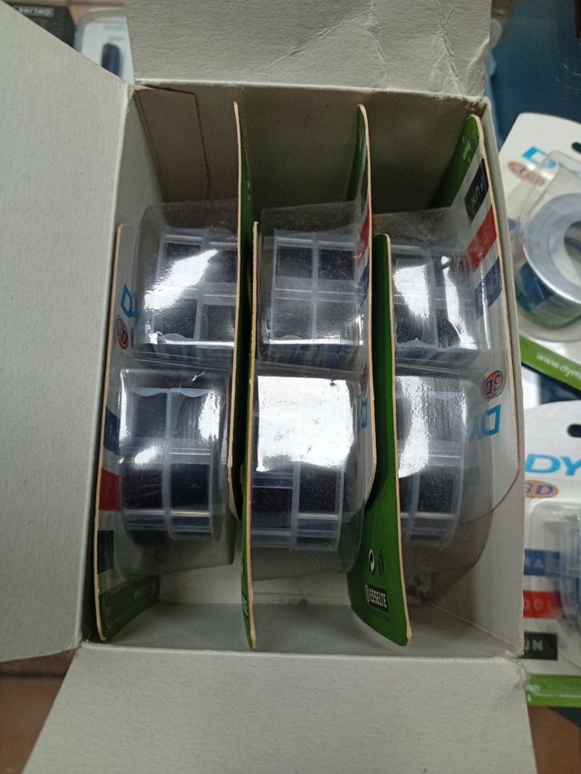 Cintas Dymo: Etiquetas relieve