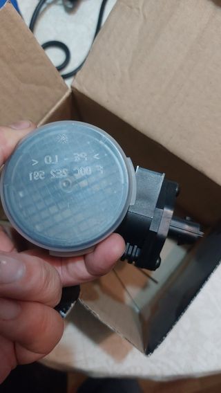 Caudalímetro Bosch 0280218031 Opel Corsa C