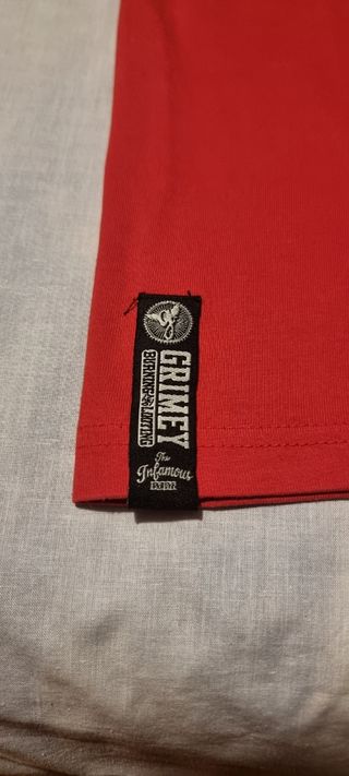 Camiseta roja Grimey