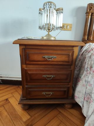 Cama madera + 2 mesillas