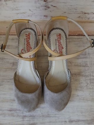 Alpargatas Mustang beige
