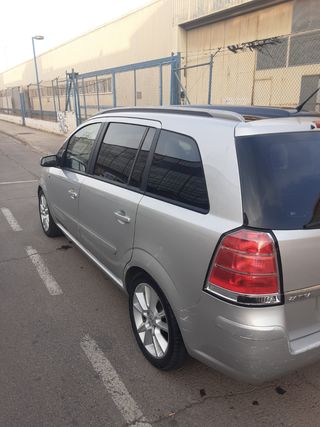 Opel Zafira 2006