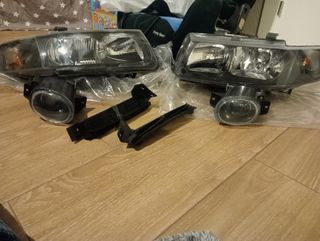 Faros Seat León mk1 y antinieblas.