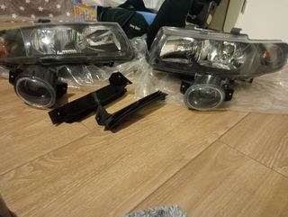 Faros Seat León mk1 y antinieblas.