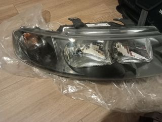 Faros Seat León mk1 y antinieblas.