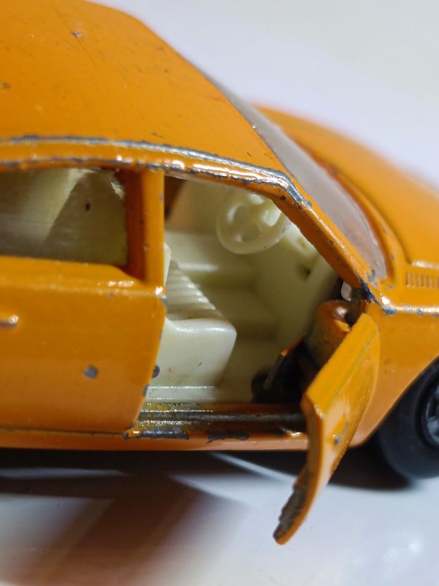 BMC 1800 PIRINFARINA DE 1969 1/64 LESNEY MATCHBOX