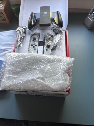 Nintendo Switch OLED y tarjeta microSD 256 GB