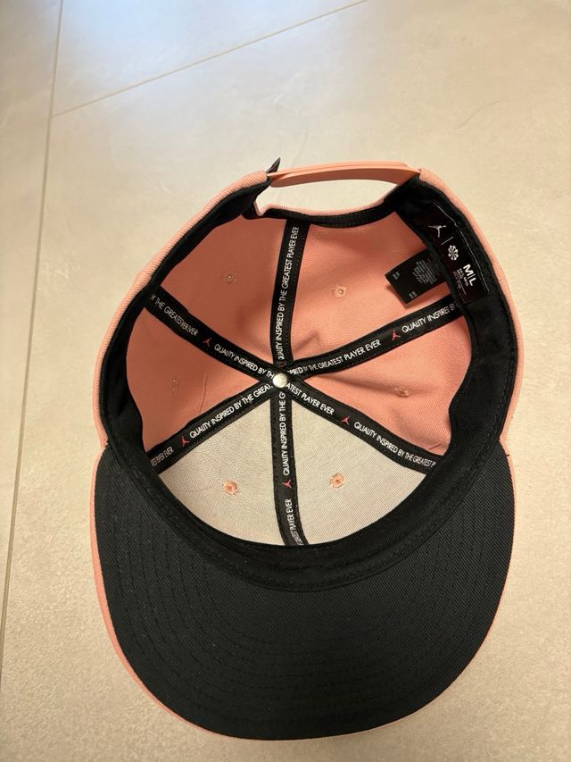 Cappello Jordan rosa