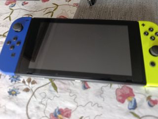 Nintendo Switch V2 - Consola