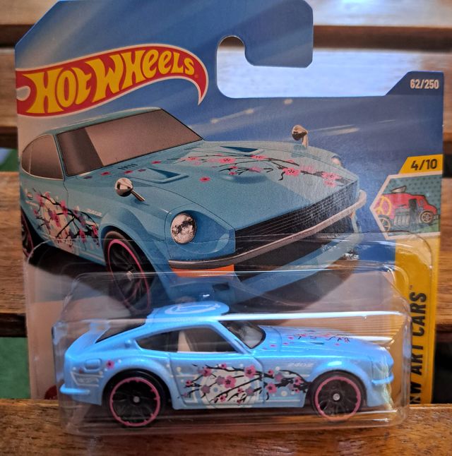 Hot Wheels Datsun 240Z - HW Art Cars