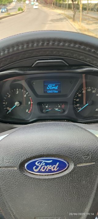 Ford Transit 2019