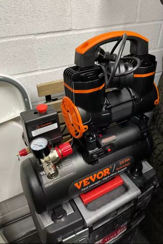 Compresor aire VEVOR - sin aceite