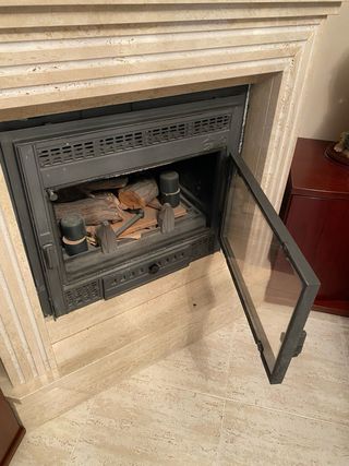 Chimenea hierro fundido negra