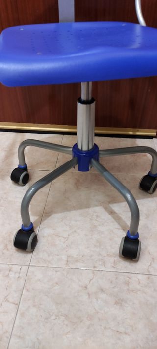 Silla escritorio infantil azul